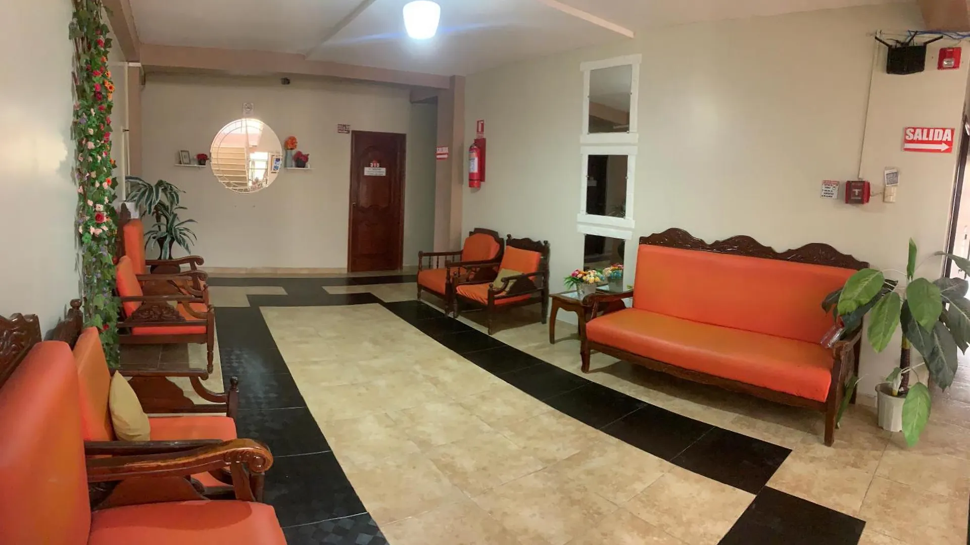 Hotel Deseos Guayaquil 0*,  Ecuador